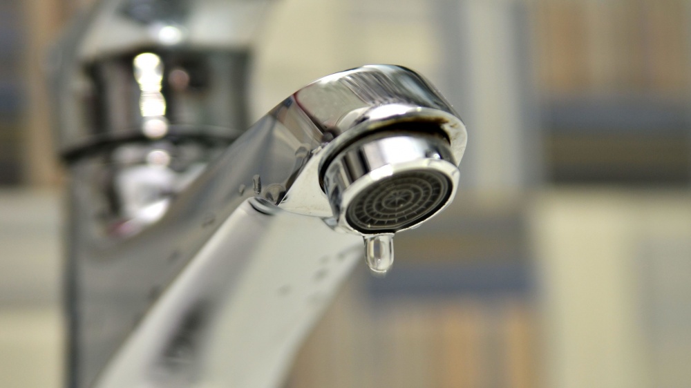 Астраханцам отключили воду и отопление