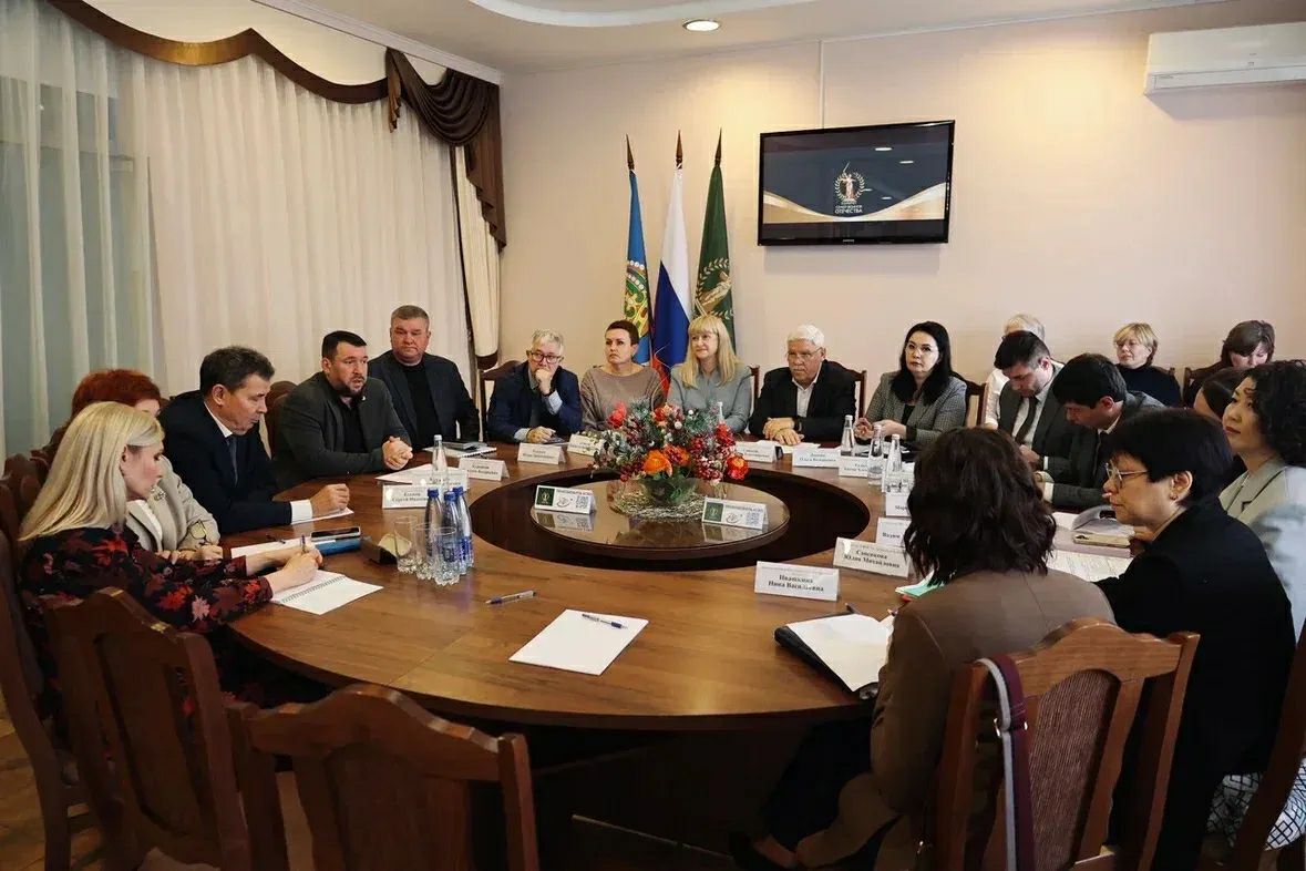  «Правомобиль КСВО» для поддержки участников СВО и их семей запустили в Астрахани 