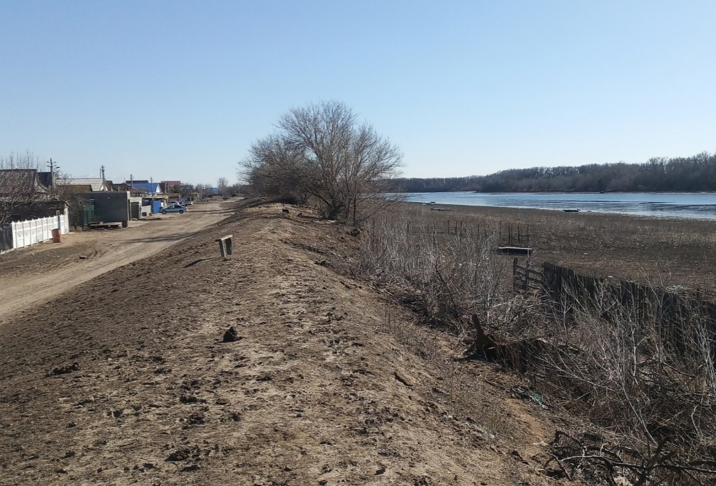 В Астраханской области проверили бесхозяйные водооградительные валы