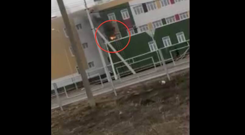 Пользователей соцсетей напугал огонь в новой Началовской школе