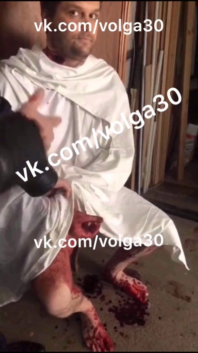 Астраханец-неадекват зарезал своих родных и изуродовал себя (ВИДЕО 18+)
