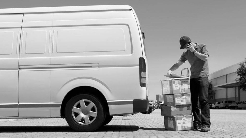 Астраханским грузоперевозчикам вдвое снизят транспортный налог