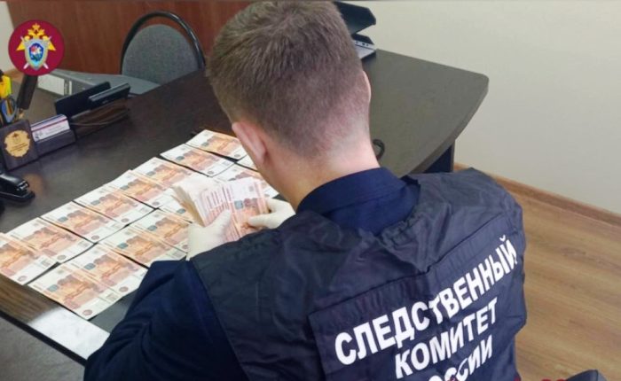 В Астрахани бывший сотрудник судостроительной организации получил 5,5 лет за взятку