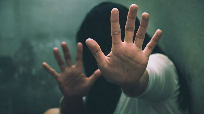 Суд решит судьбу астраханца, 130 раз изнасиловавшего собственную дочь