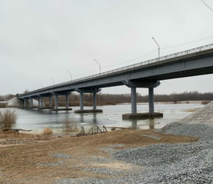 Ремонт моста в Астраханской области, по которому побоялись пустить Владимира Путина, завершен