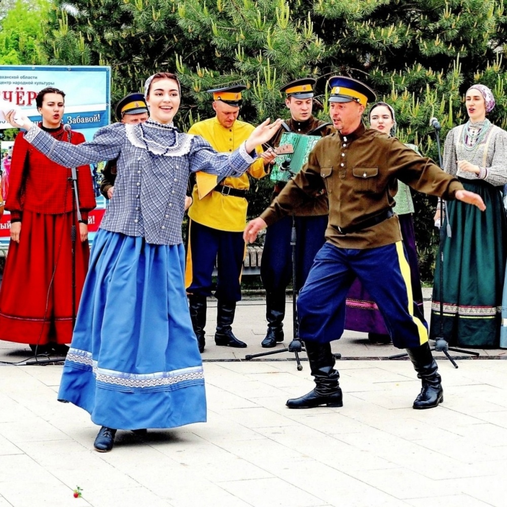 «Русские вечерки» пройдут на астраханской набережной