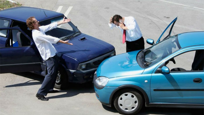 Девять астраханцев не раз инсценировали ДТП, чтобы получать страховку