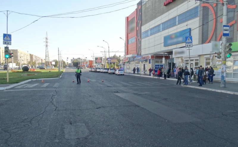В Астрахани пенсионер сбил двух студенток на "зебре" и уехал