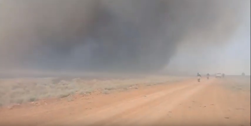 В Астраханской области пожарные засняли торнадо. ВИДЕО