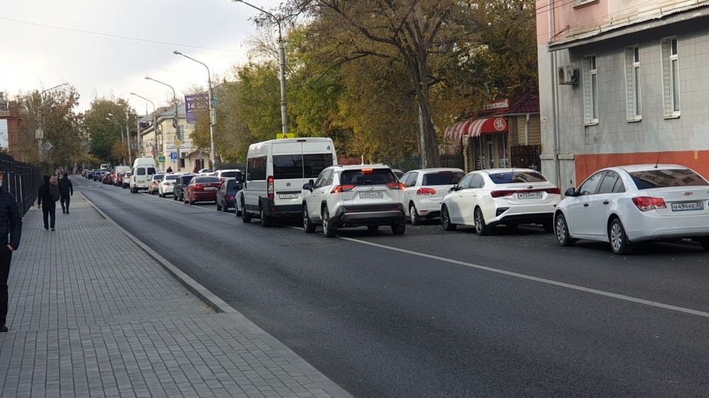 На одном из участков улицы Ленина запретят парковку