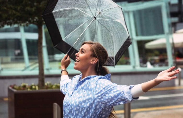 Завтра в Астраханской области немного похолодает и нагонит дождь