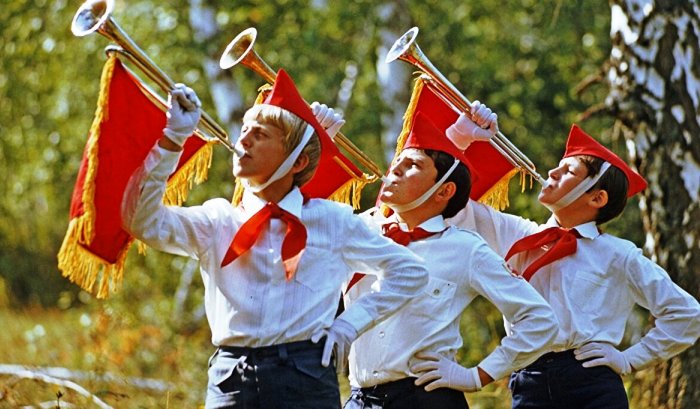 Близится эра светлых годов!