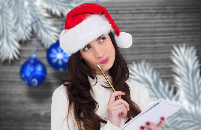 Треть опрошенных астраханцев в качестве корпоративного подарка на Новый год хотела бы повышение зарплаты