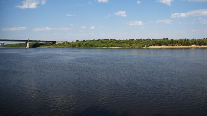 Астрахань и астраханцы. ﻿Остров Городской – пляж почти морской