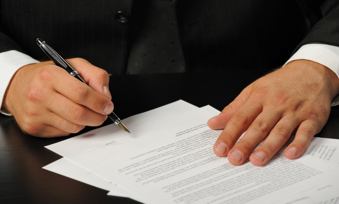 Астраханская прокуратура поймала директора МУПа на присвоении 100000 рублей муниципалитета