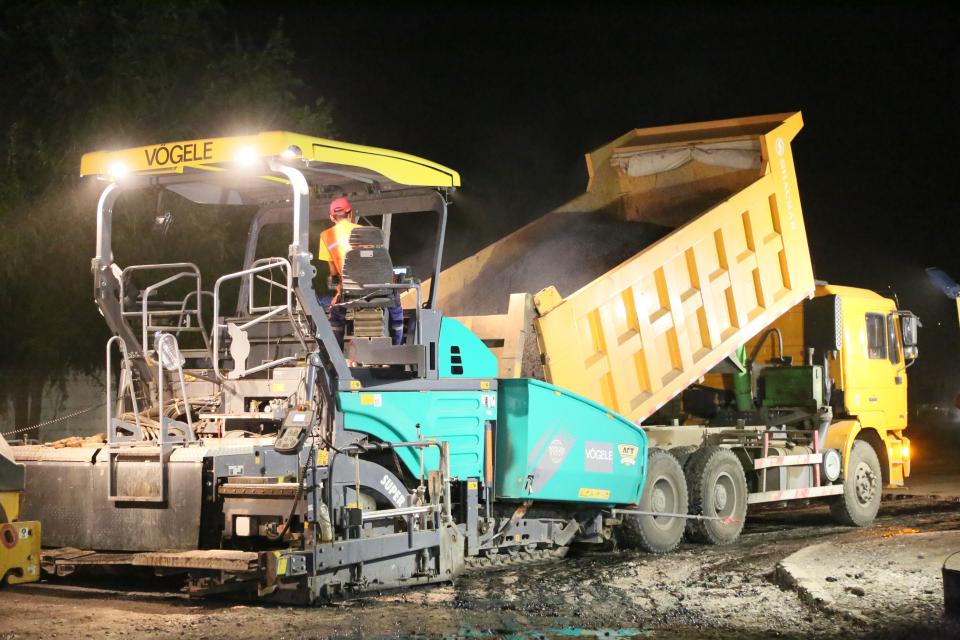 В Астрахани дополнен список улиц, где отремонтируют дороги