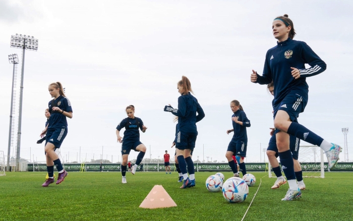 Юные астраханки вызваны на сборы трех юниорских сборных России