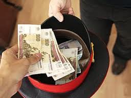 В Астрахани полицейский пойдет под суд за мошенничество