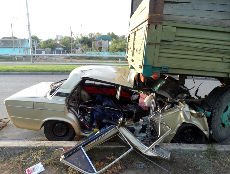 Пострадавшей в жутком ДТП астраханке требуется кровь