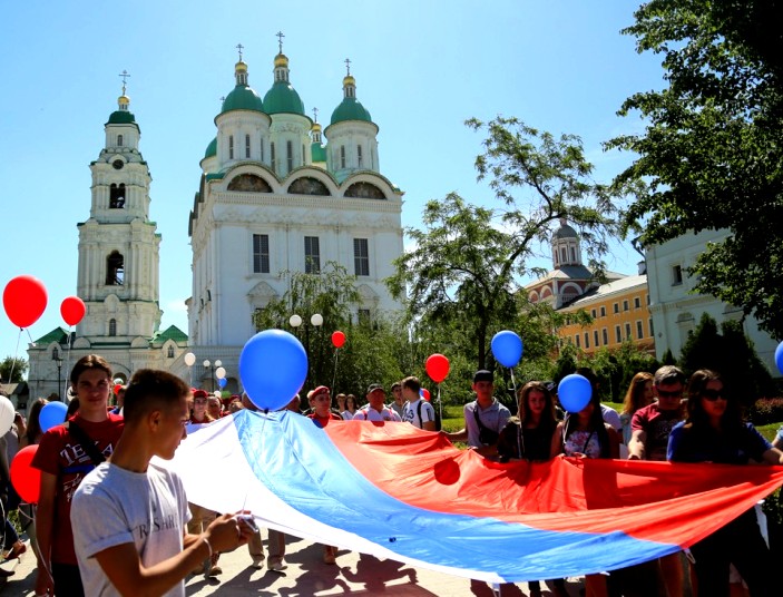 Концерты, выставки и мастер-классы: Как в Астрахани отметят День России