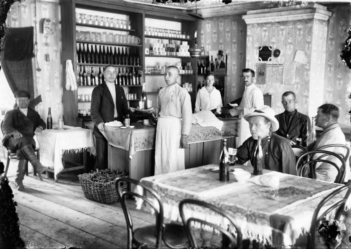 Астраханский численник. И пообедать негде, и минералка бесполезная