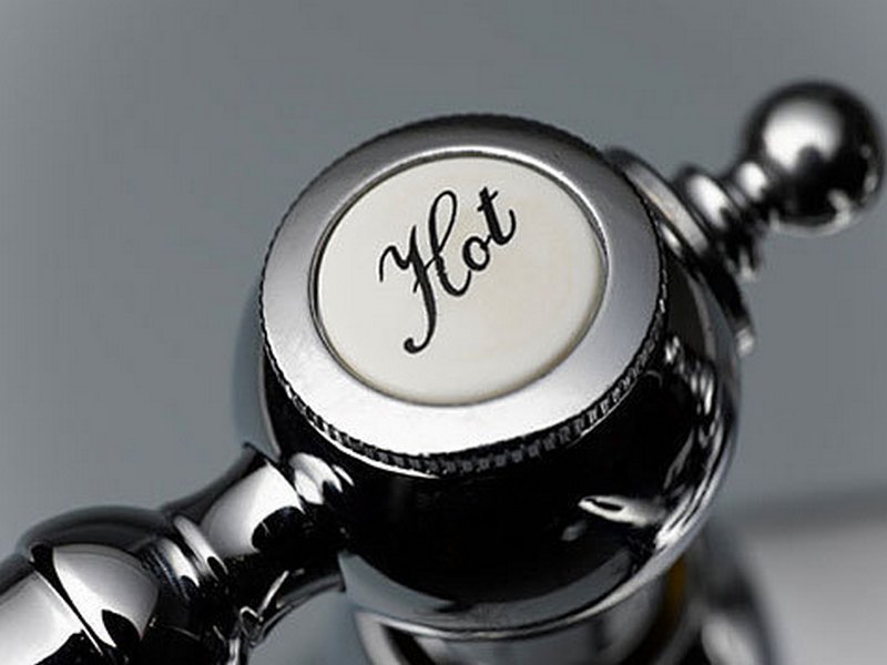 Астраханцев в июле ждет отключение горячей воды