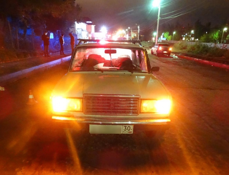В Астрахани попала под машину 80-летняя женщина