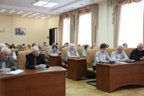 Олег Полумордвинов: «Решения вопросов в сфере ЖКХ будем искать сообща»