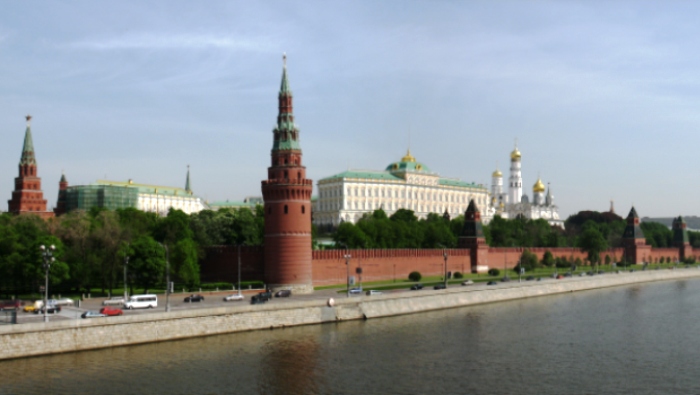 Российский дизайнер Артемий Лебедев предложил перекрасить московский Кремль