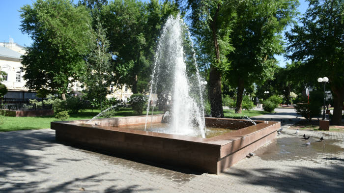 С фонтанами на площади Ленина в Астрахани возникли проблемы. Будут ли работать?