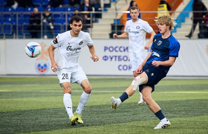 Астраханский «Волгарь» открыл весну волевой ничьей