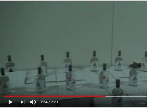 Просто добавь воды: в Астрахани нашли склад с паленым алкоголем известных марок. Видео