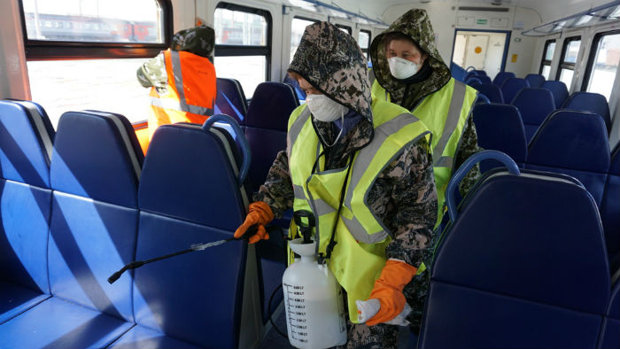 ПривЖД напоминает о необходимости соблюдения противоэпидемических мер на вокзалах и в поездах