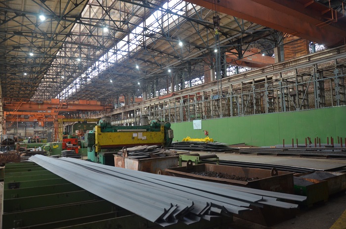 Первые в России: на астраханской верфи строится новейшая модификация танкера