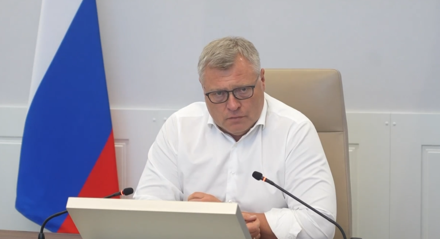 Астраханские бензобаки переводят на 30-литровую диету