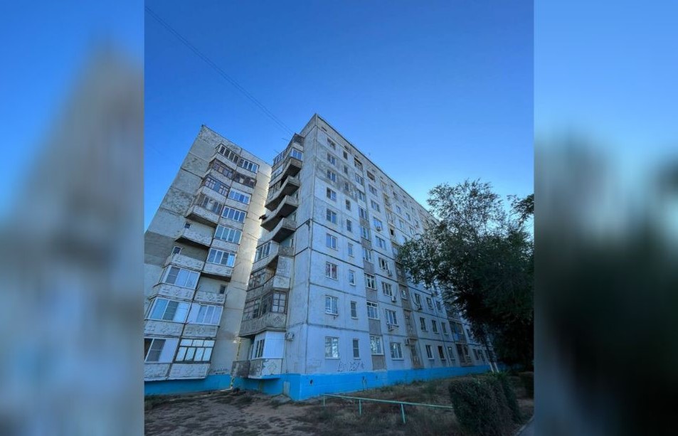 Под Астраханью ребенок погиб, выпав из окна шестого этажа