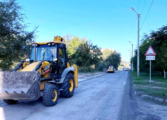 Глава Астрахани Олег Полумордвинов: «Ремонт Жилой связан с увеличением соцобъектов в микрорайоне»