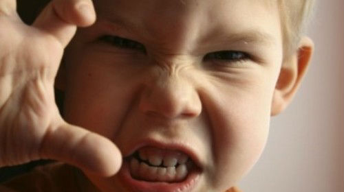 В Астрахани учителя жалуются на агрессию учеников