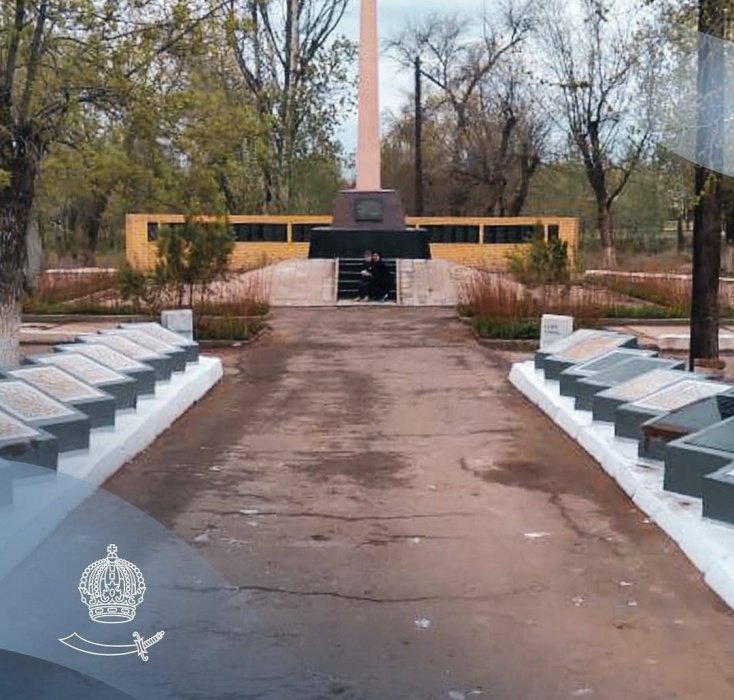 Деньги на восстановление мемориала, который разрушили школьники под Астраханью, собрали всем селом