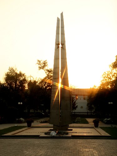 Ко Дню города приведут в порядок Братский садик и площадь Ленина