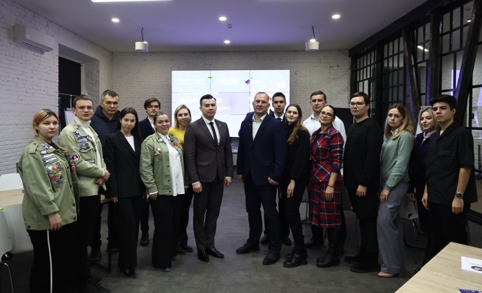 В Астрахани «победоносцы» и члены молодежного правительства  обменялись идеями и опытом работы