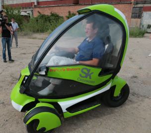 Астраханец изобрел автомобиль, который можно зарядить от розетки