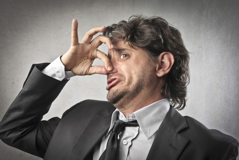 Астраханское управление Росприроднадзора оштрафовало несколько предприятий, виновных в запахе гари