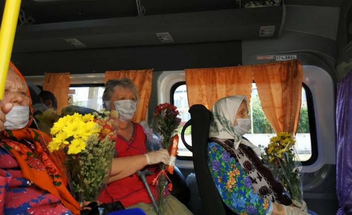 Выписанные постояльцы астраханского дома престарелых, переболевшие коронавирусом, рассказали что им пришлось испытать  