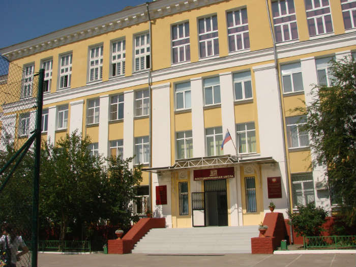 Астраханская гимназия №3 закрылась на карантин по коронавирусу