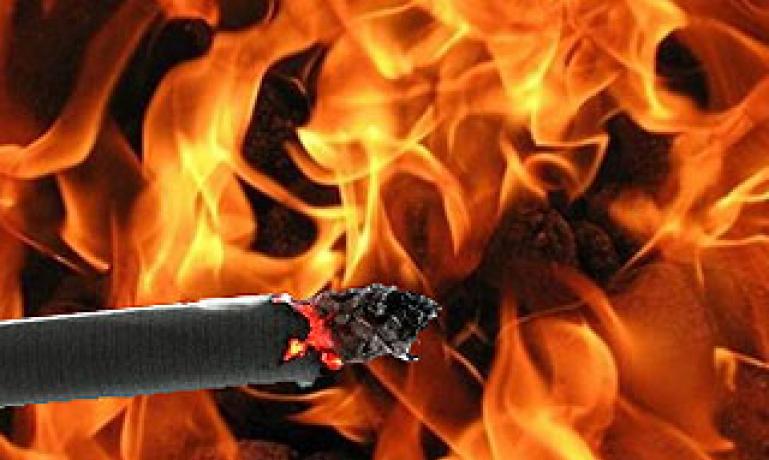 В Астраханской области произошло два пожара из-за курильщиков