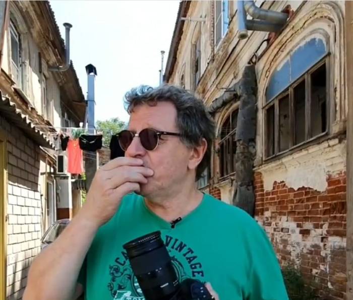 В Астрахани отдыхает главный собачник страны Михаил Ширвиндт