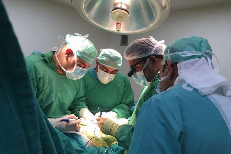 Астраханские хирурги провели сложнейшую операцию