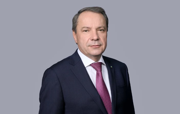 Сбер прокомментировал фейерверк в Астрахани и другие случаи нападения на офисы банка по указке мошенников