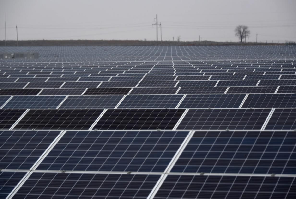 Астраханские солнечные электростанции сгрузили в сеть почти 250 млн квтч энергии